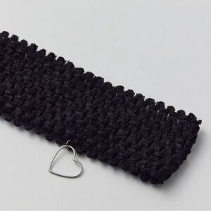 Urban Outfitters black wavy heart charm headband NWT